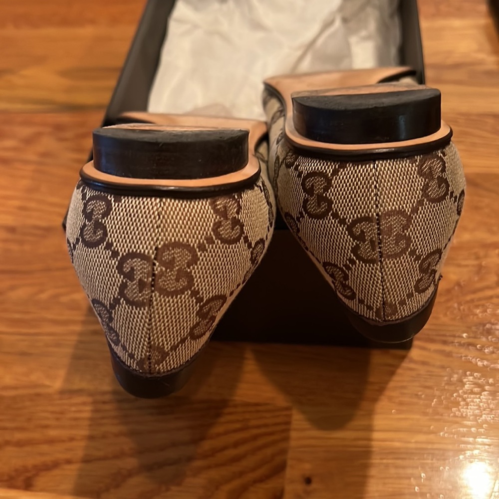Gucci pixie BE GG keyhole skimmer 7.5B - Picture 9 of 13